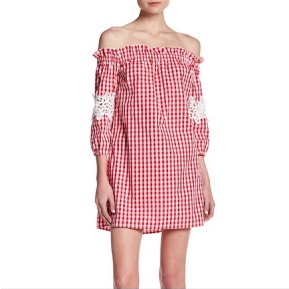 Romeo & Juliet Couture off shoulder gingham dress - Picture 1 of 6